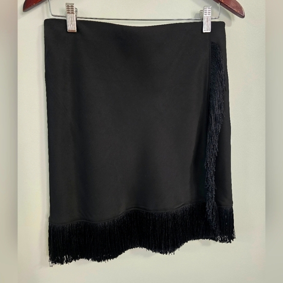 Rachel Zoe Black Fringe Skirt Mini Wrap Retro Satin Size M - Picture 1 of 5